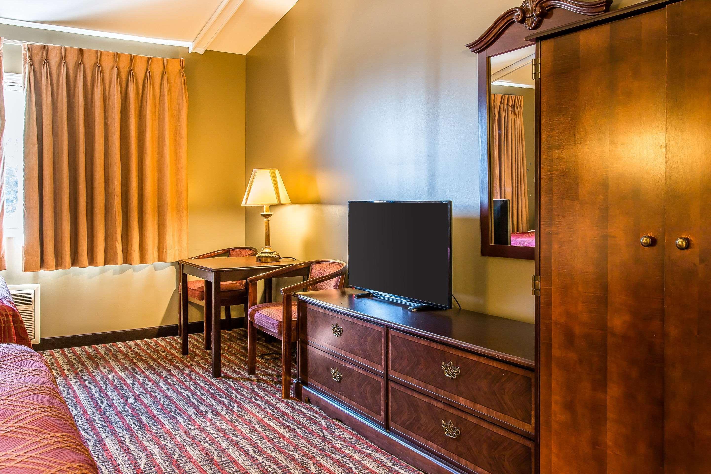 מרקט Econo Lodge Lakeview מראה חיצוני תמונה