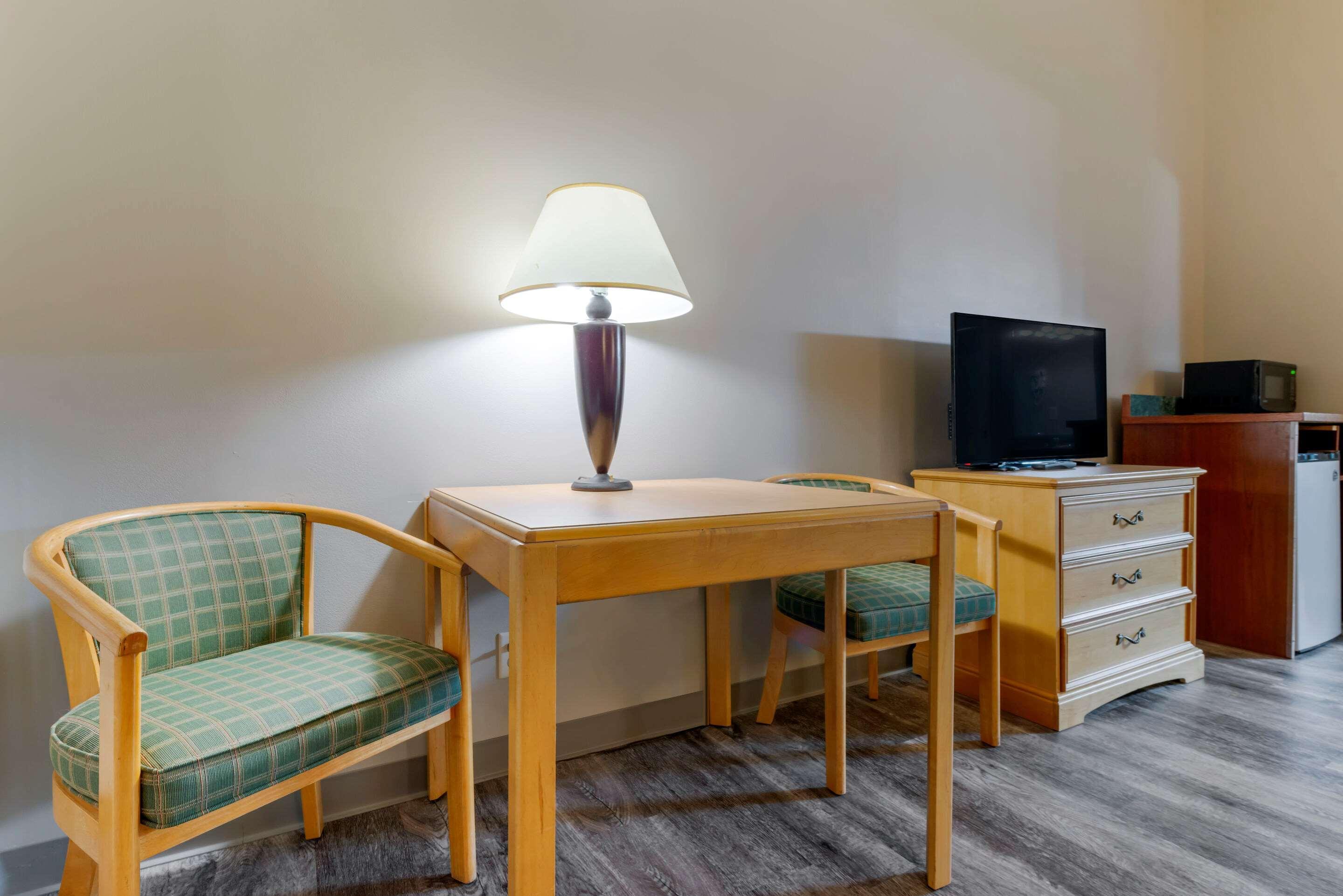 מרקט Econo Lodge Lakeview מראה חיצוני תמונה